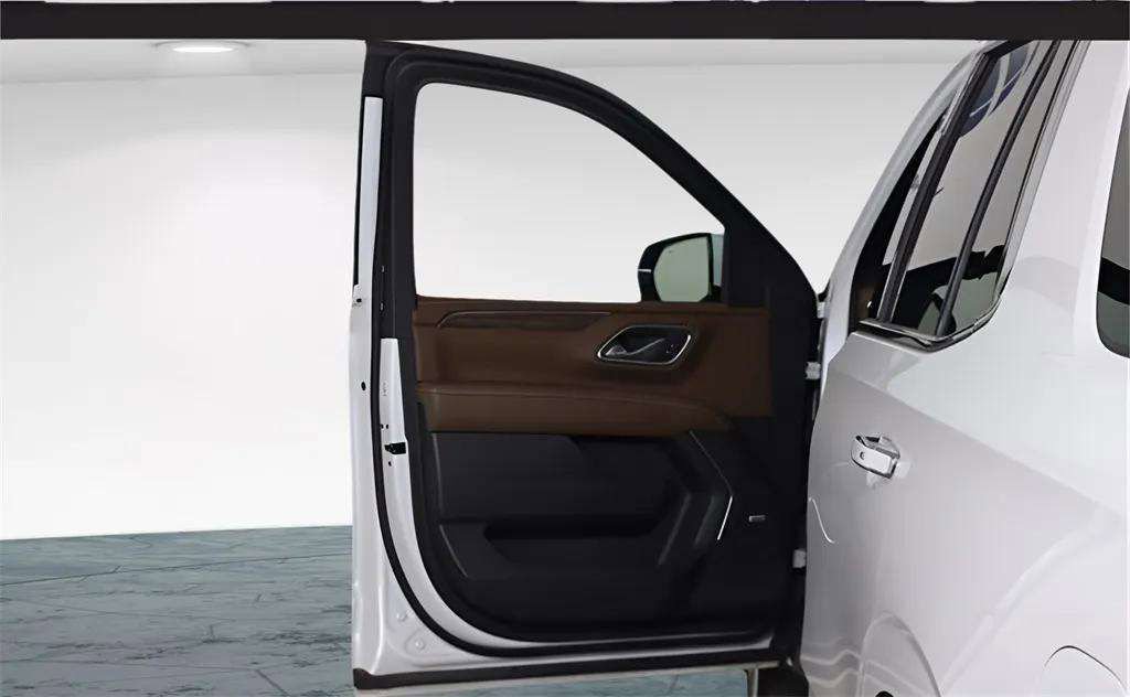 Used 2024 Chevrolet Tahoe High Country w/ Advanced Technology Package image 37