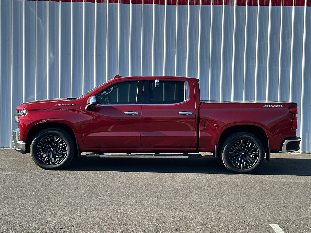 Used 2019 Chevrolet Silverado 1500 LTZ w/ LTZ Plus Package AWD/4WD image 3