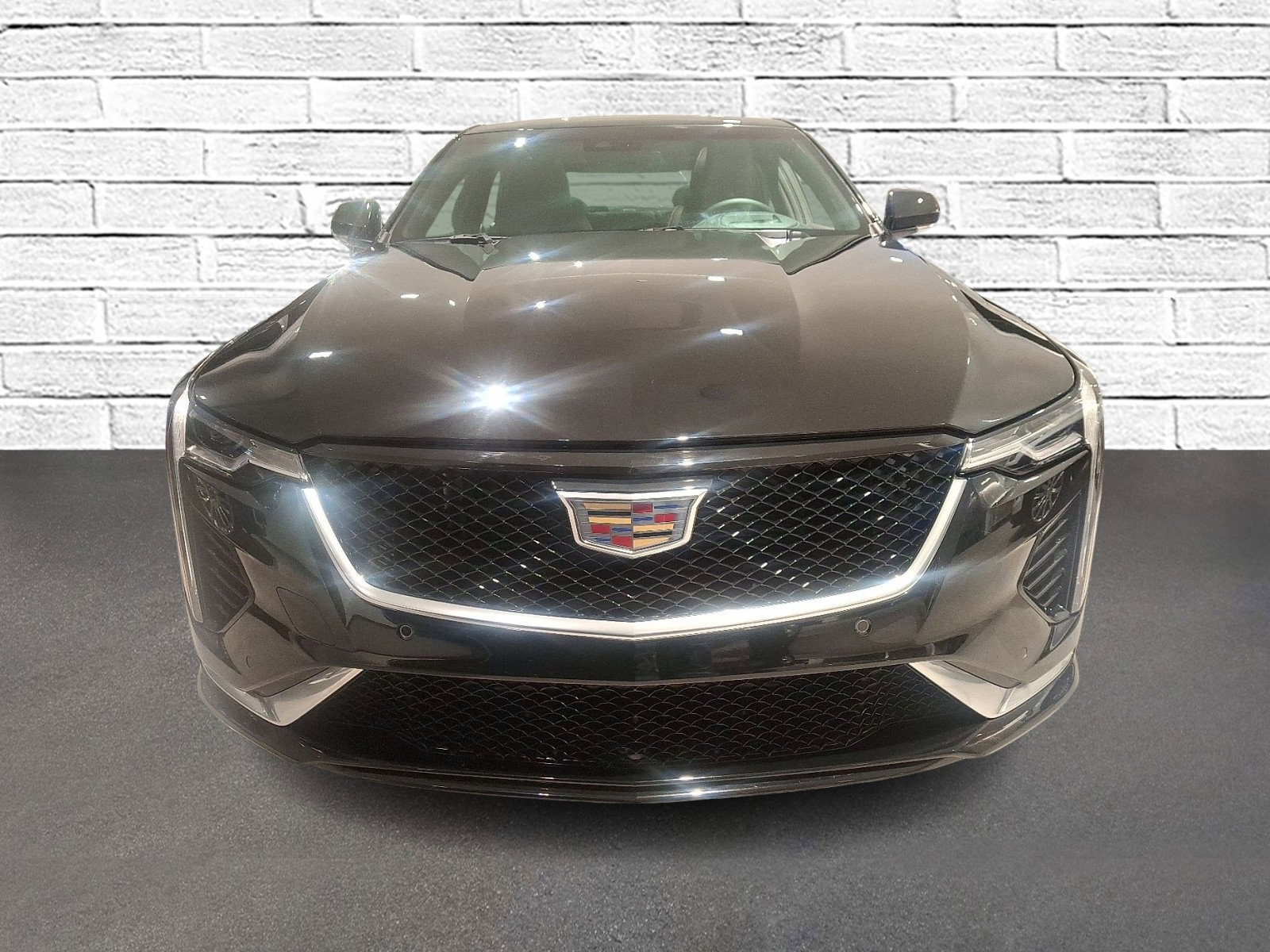 Used 2025 Cadillac CT4 Sport image 3