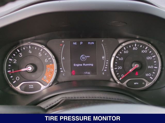 New 2023 Jeep Renegade Latitude w/ Premium Group image 18