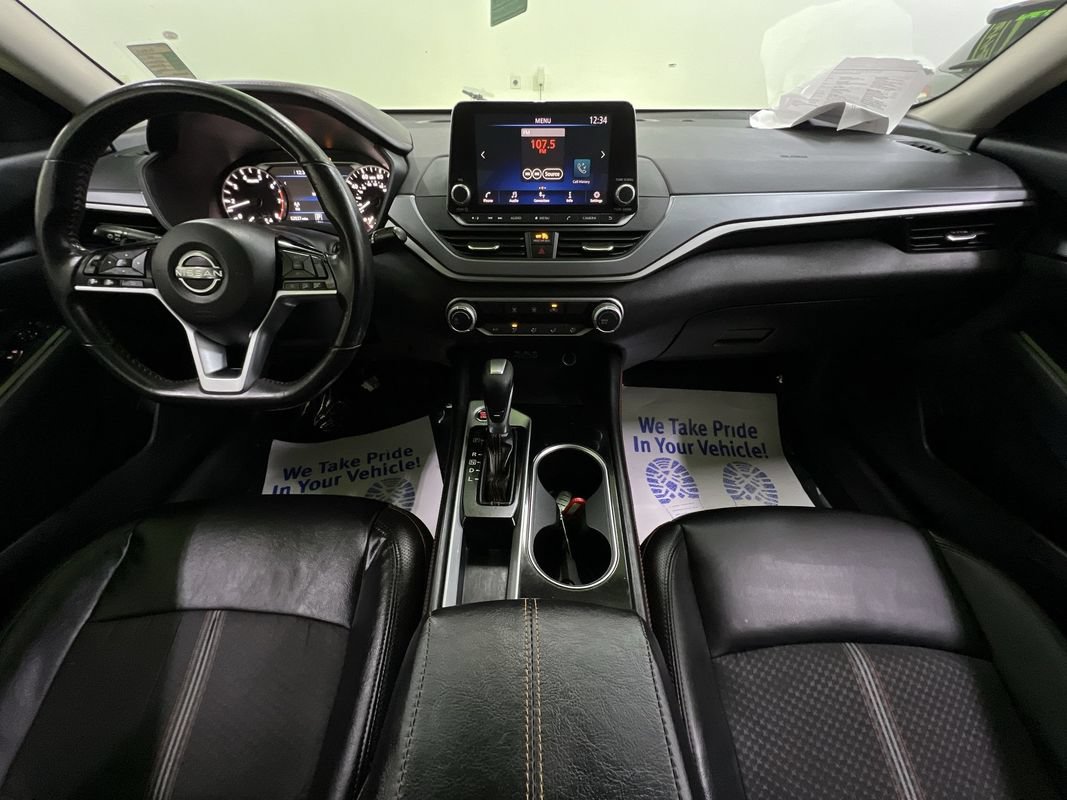 Used 2024 Nissan Altima 2.5 SR FWD image 18