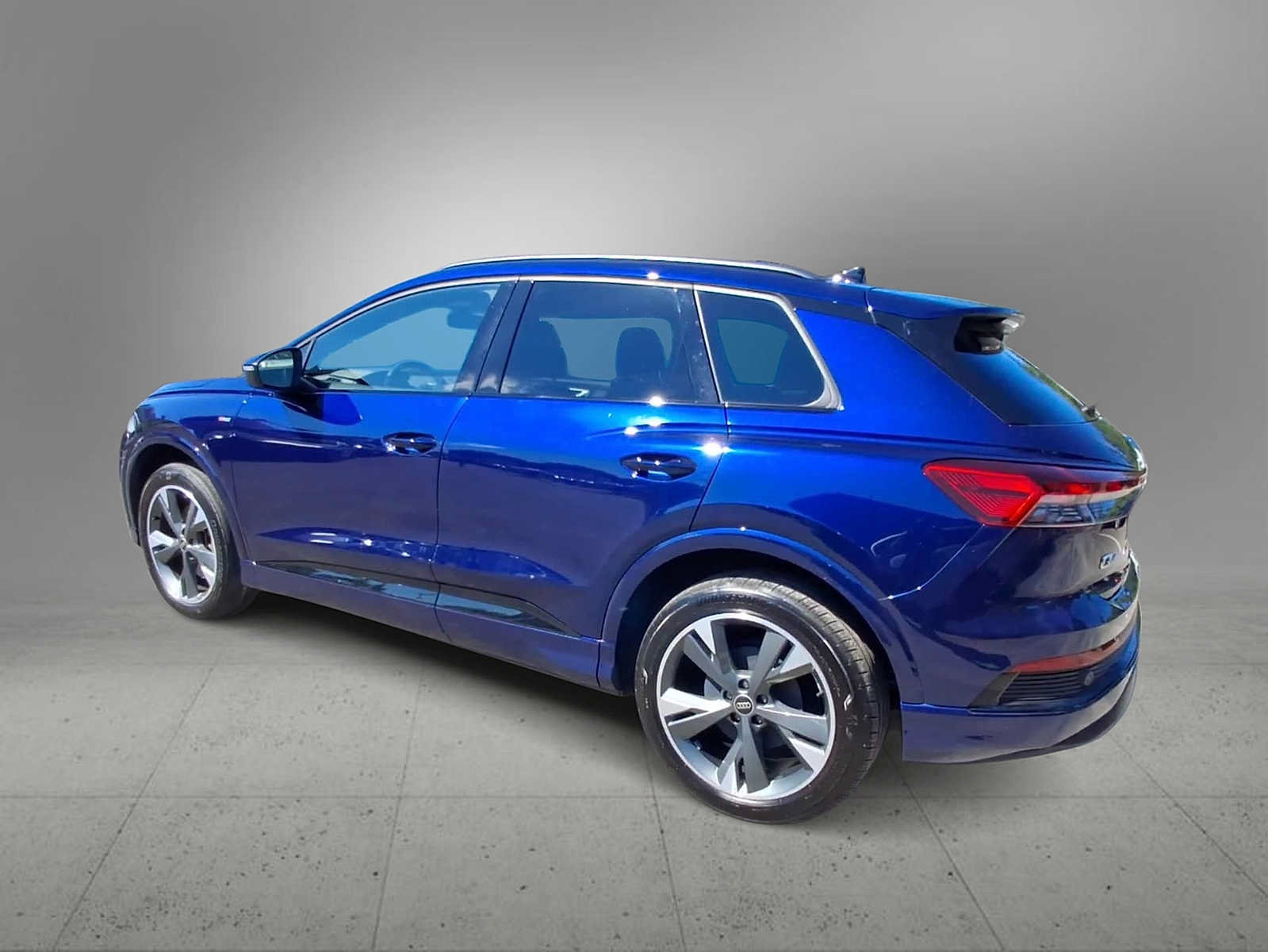 Certified 2023 Audi Q4 e-tron Premium w/ Convenience Package AWD/4WD image 6