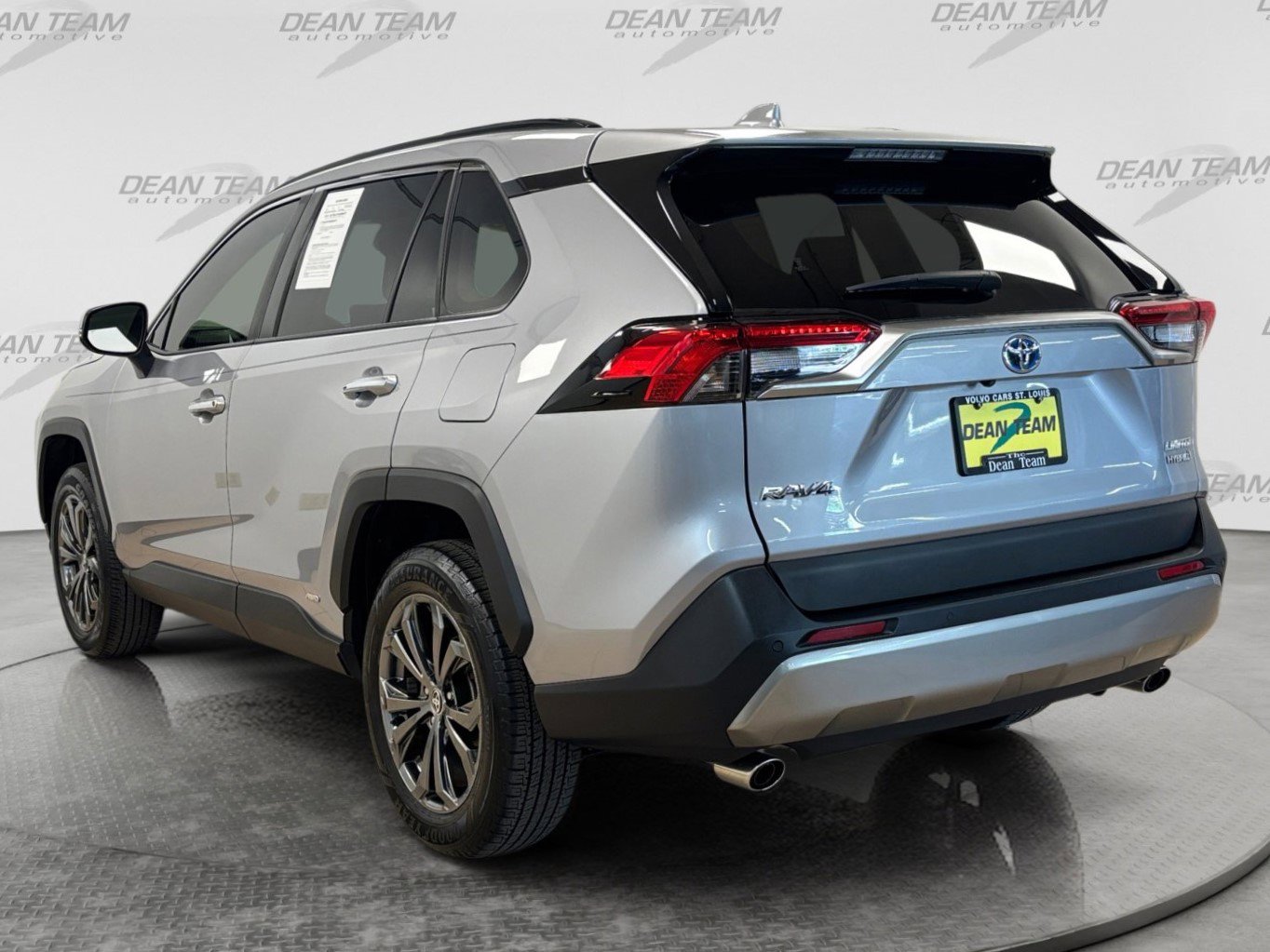 Used 2023 Toyota RAV4 Limited AWD/4WD image 6