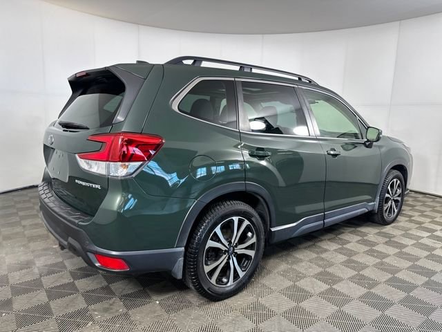 Used 2023 Subaru Forester Limited image 3