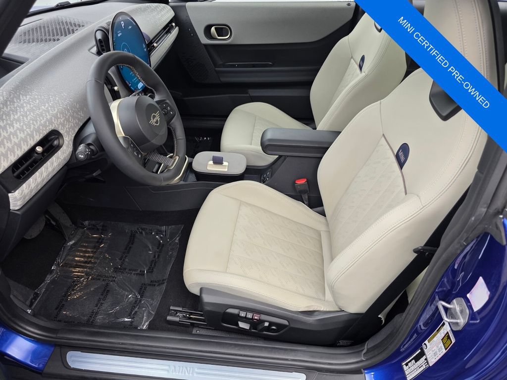 Used 2025 MINI Cooper S FWD image 9