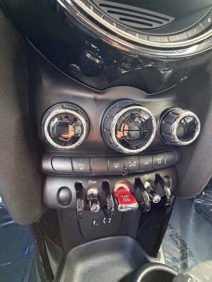 Used 2016 MINI Cooper S image 15