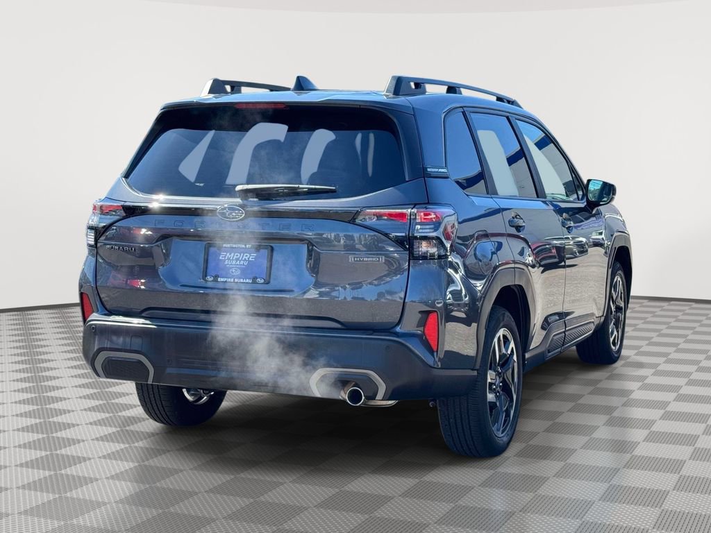 Used 2025 Subaru Forester Limited image 4