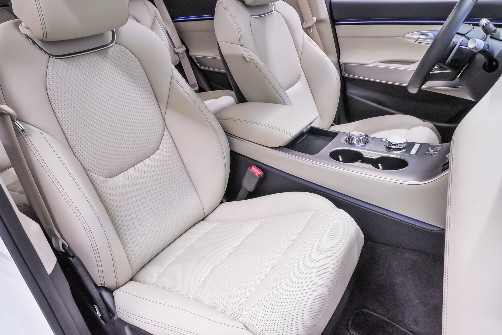 Certified 2026 Genesis GV70 2.5T Select image 15