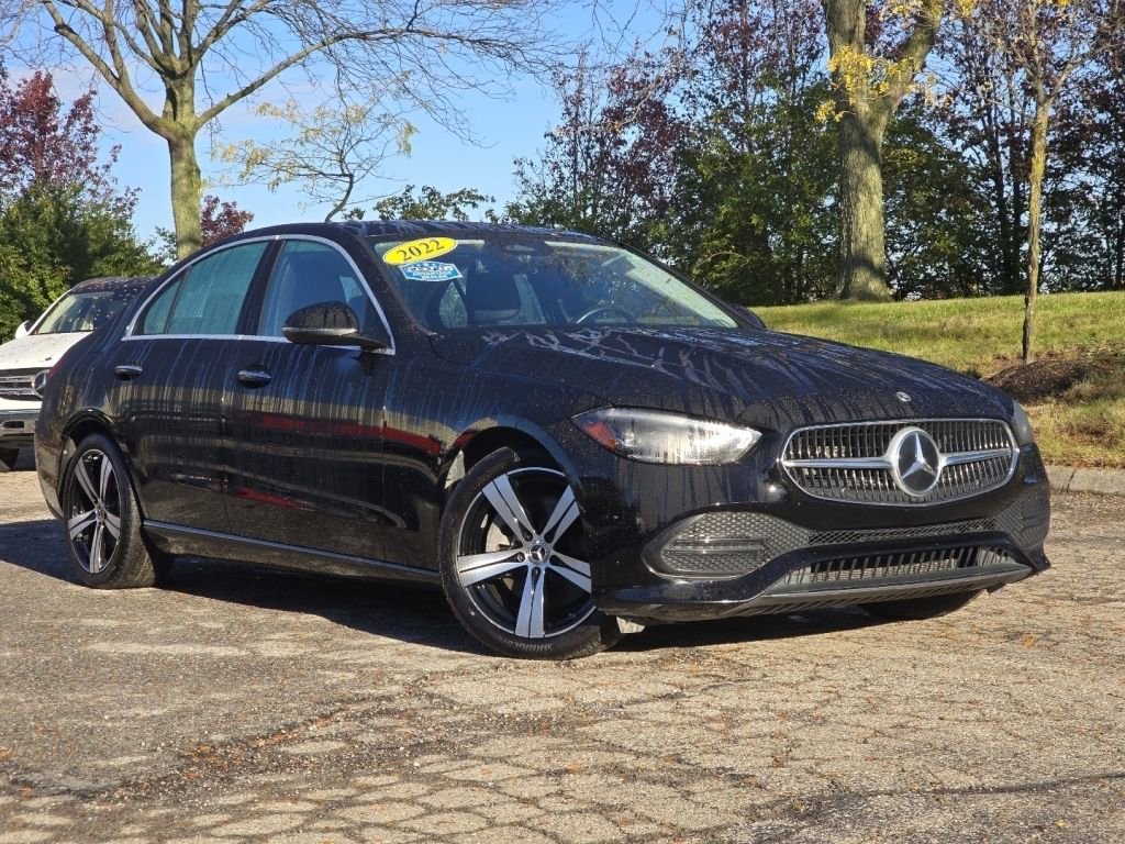 Used 2022 Mercedes-Benz C 300 Sedan image 2