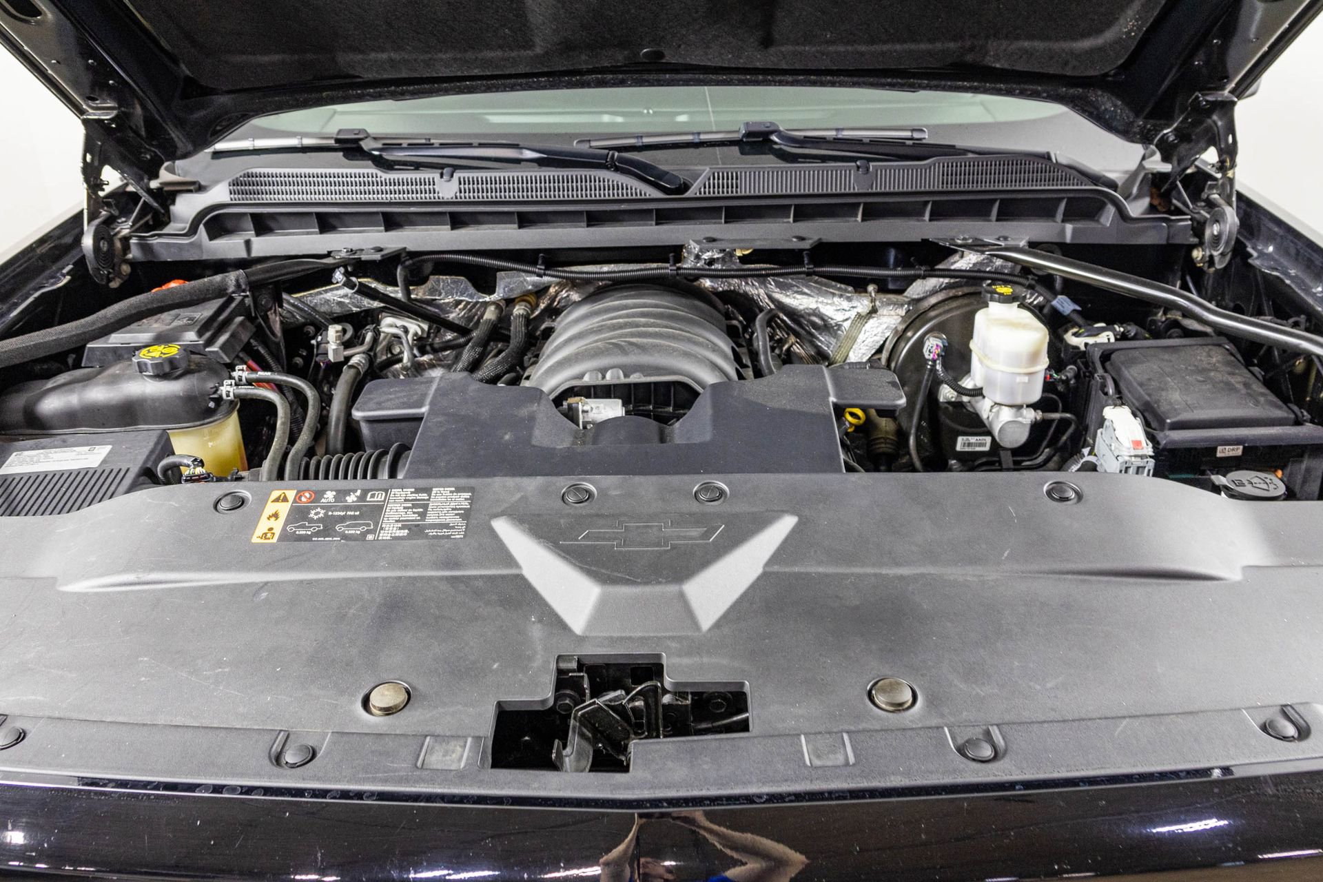 Used 2018 Chevrolet Silverado 1500 LT w/ LT Convenience Package image 38