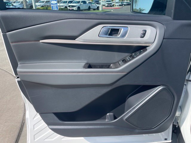 New 2026 Ford Explorer Active RWD image 21