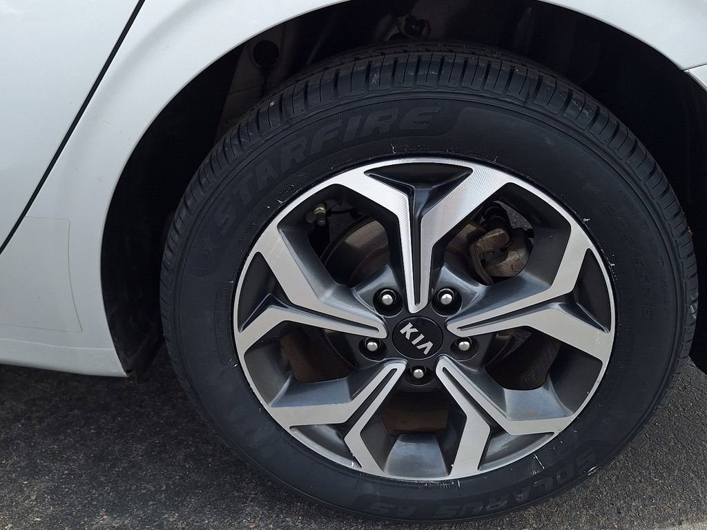 Used 2021 Kia Forte LXS image 28