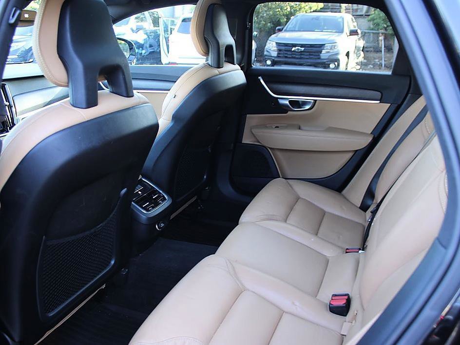 Used 2018 Volvo V90 T5 Cross Country w/ Convenience Package AWD/4WD image 15