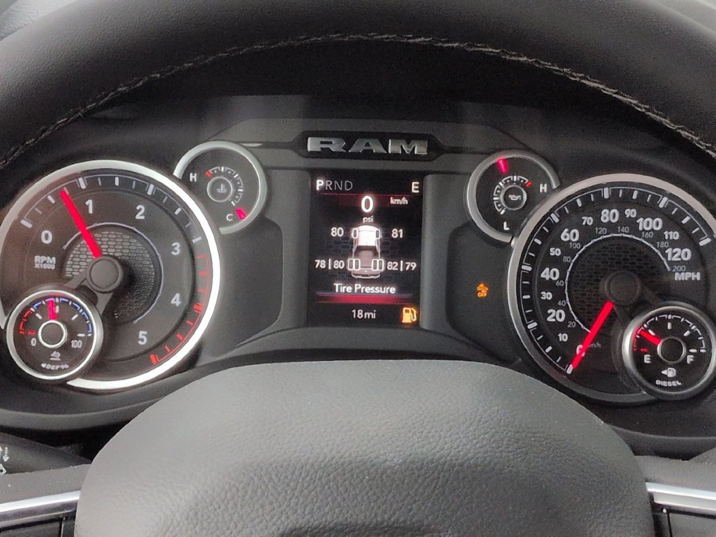 New 2026 RAM 3500 Big Horn AWD/4WD image 19
