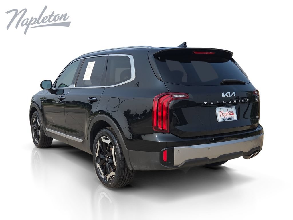 Used 2025 Kia Telluride S AWD/4WD image 3