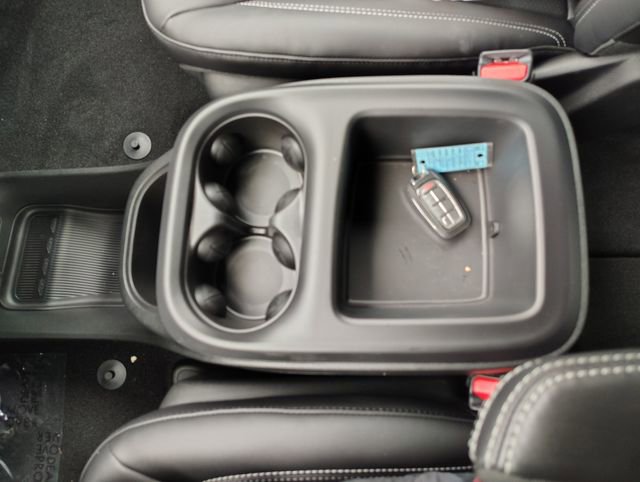 New 2026 Chrysler Pacifica Select FWD image 23