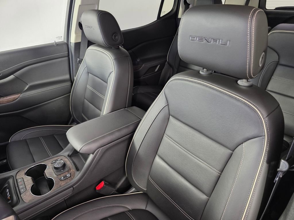 Used 2020 GMC Acadia Denali w/ Denali Ultimate Package image 11