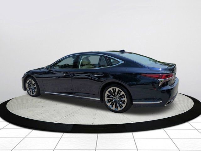 Certified 2020 Lexus LS 500 w/ Accessory Package (Z2) RWD image 6