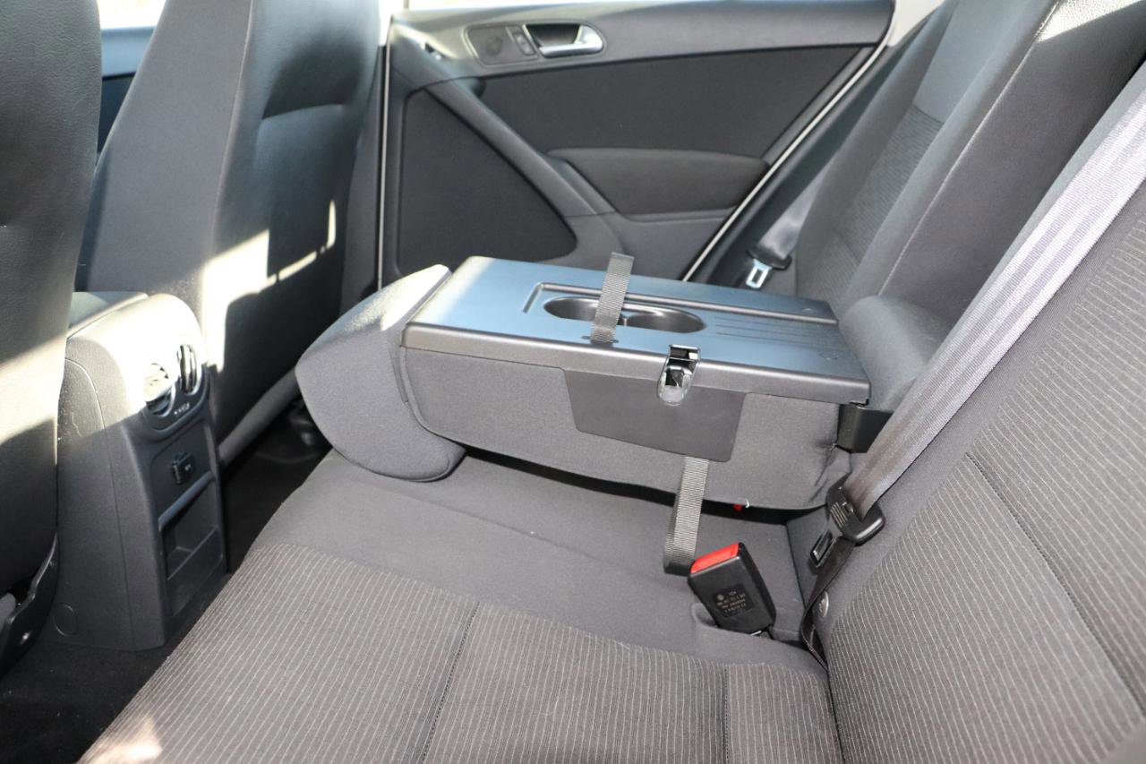 Used 2013 Volkswagen Tiguan S FWD image 22