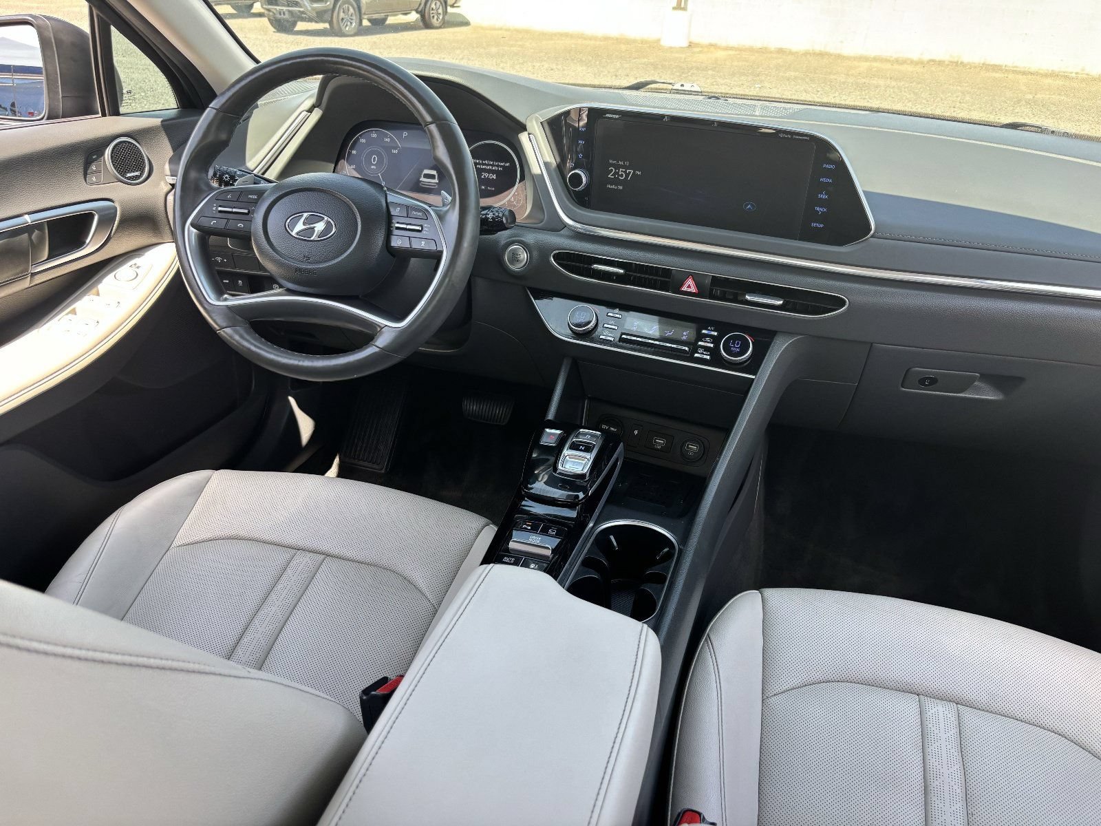 Used 2022 Hyundai Sonata Limited FWD image 15