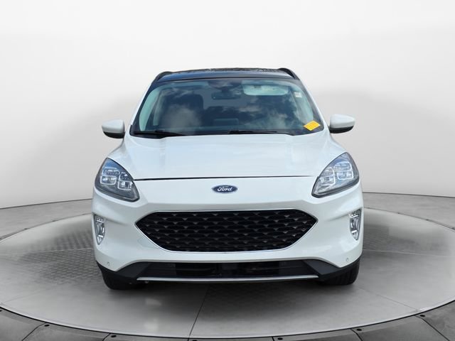 Used 2022 Ford Escape Titanium w/ Class II Trailer Tow Package image 8