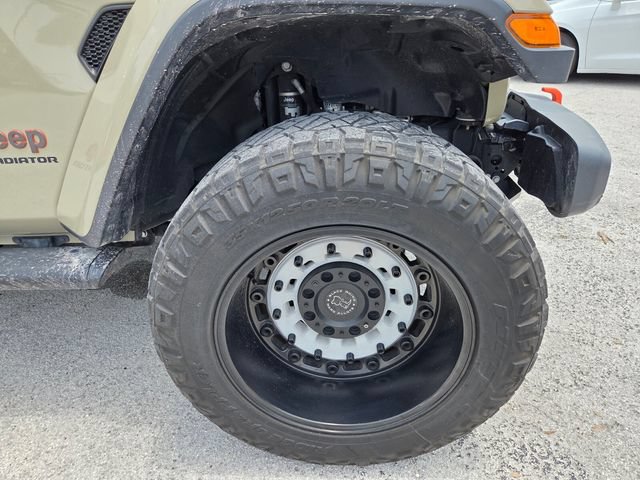 Certified 2020 Jeep Gladiator Mojave AWD/4WD image 20