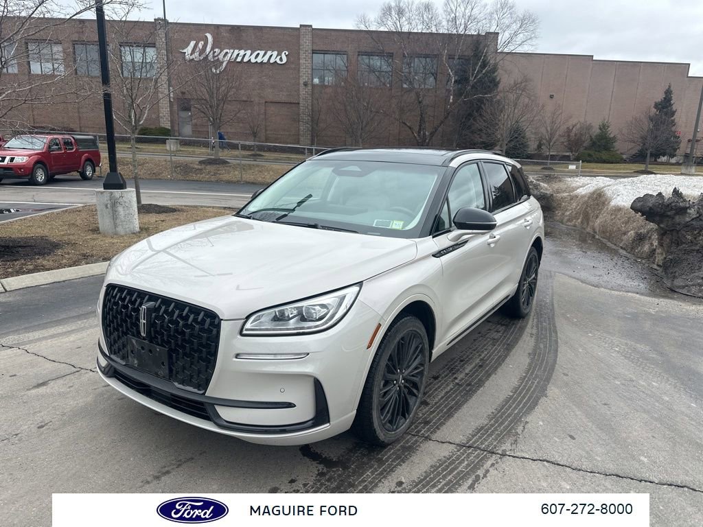 Used 2024 Lincoln Corsair Reserve w/ Equipment Group 201A image 10