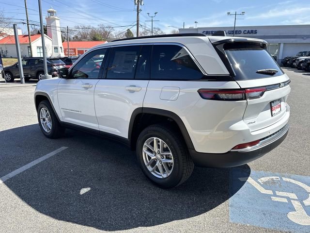New 2026 Jeep Grand Cherokee Laredo image 18