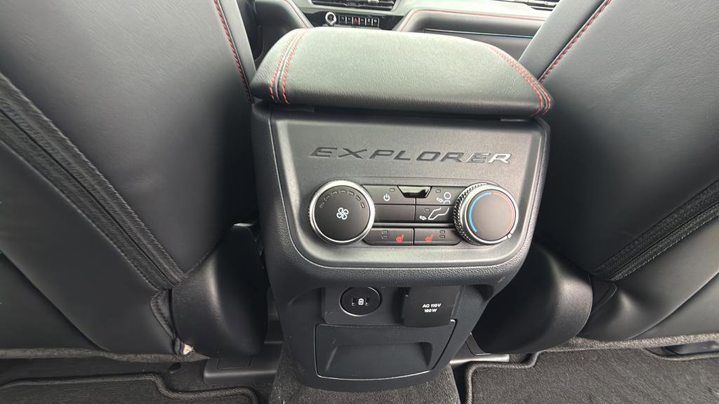 New 2026 Ford Explorer ST-Line w/ ST-Line Street Pack image 41