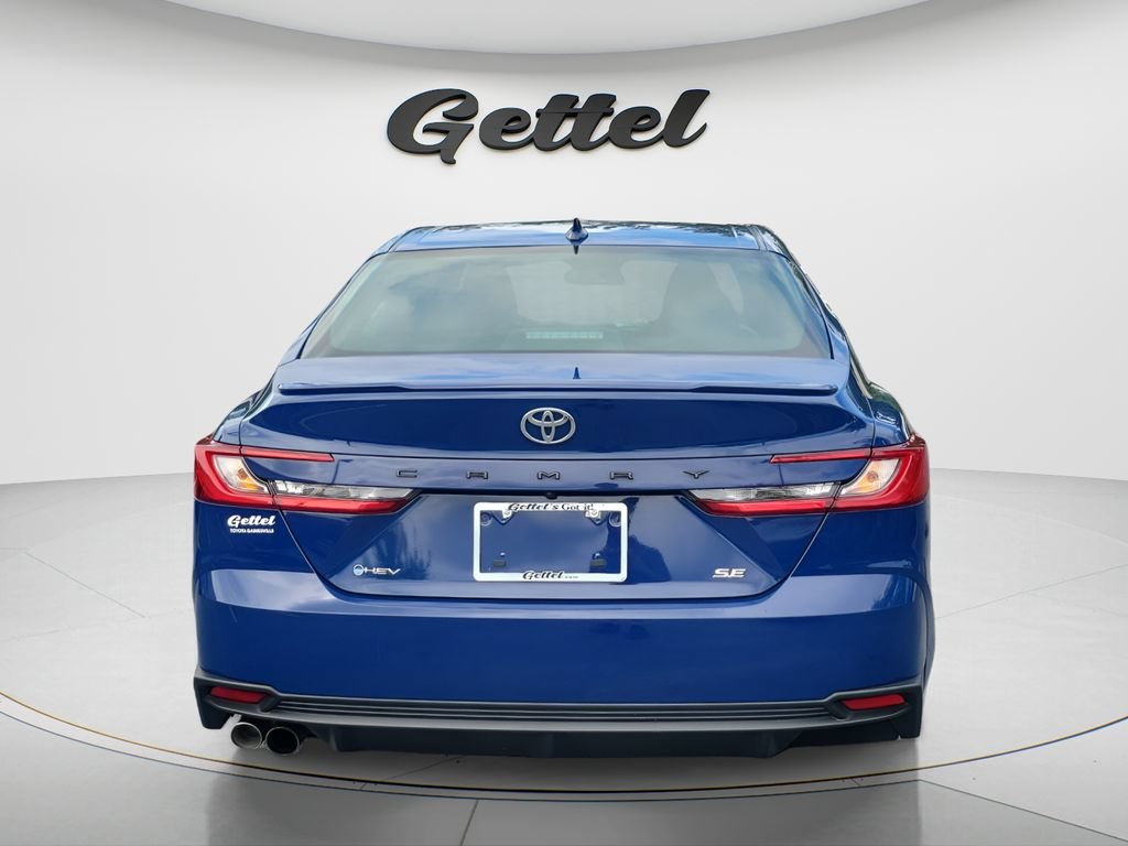 Used 2025 Toyota Camry SE FWD image 6