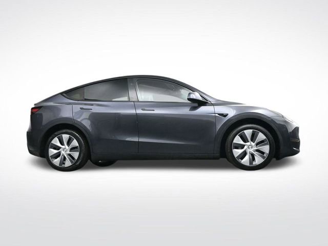 Used 2024 Tesla Model Y Long Range image 29