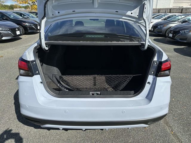 New 2025 Nissan Versa SV w/ Trunk Package FWD image 12
