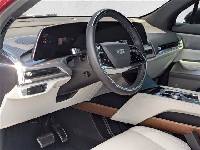 Used 2026 Cadillac Vistiq Luxury AWD/4WD image 9