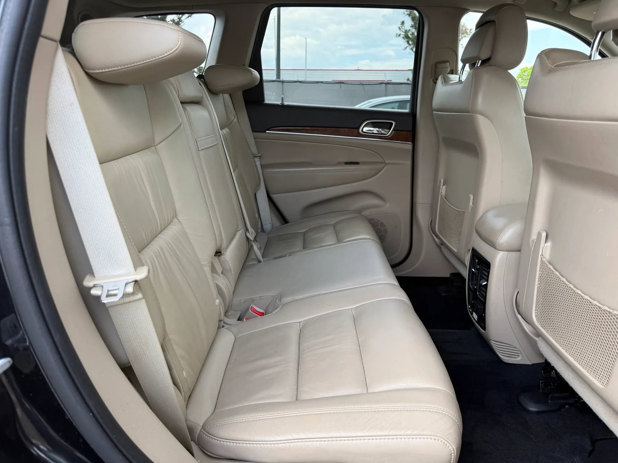 Used 2012 Jeep Grand Cherokee Limited AWD/4WD image 20