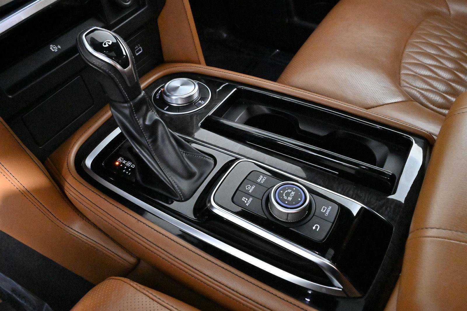 Used 2022 INFINITI QX80 Sensory w/ All-Season Package AWD/4WD image 19