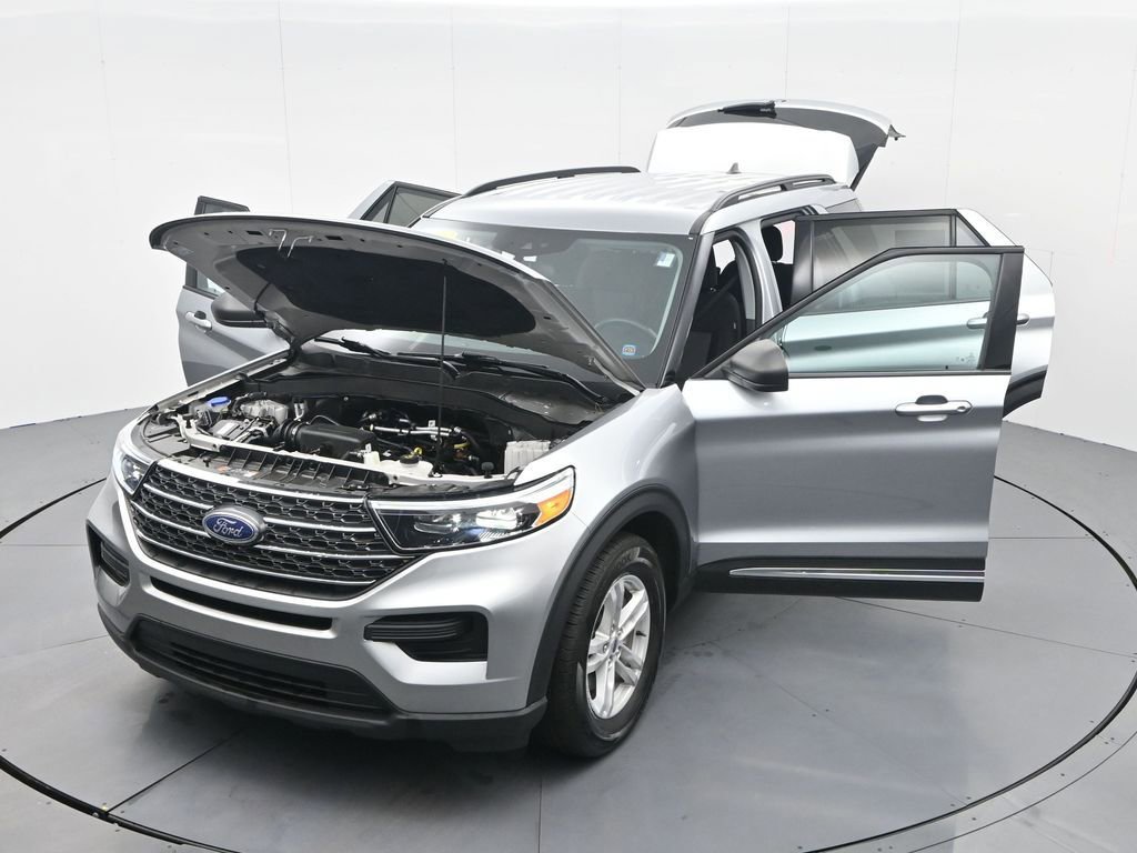 Used 2024 Ford Explorer XLT image 43