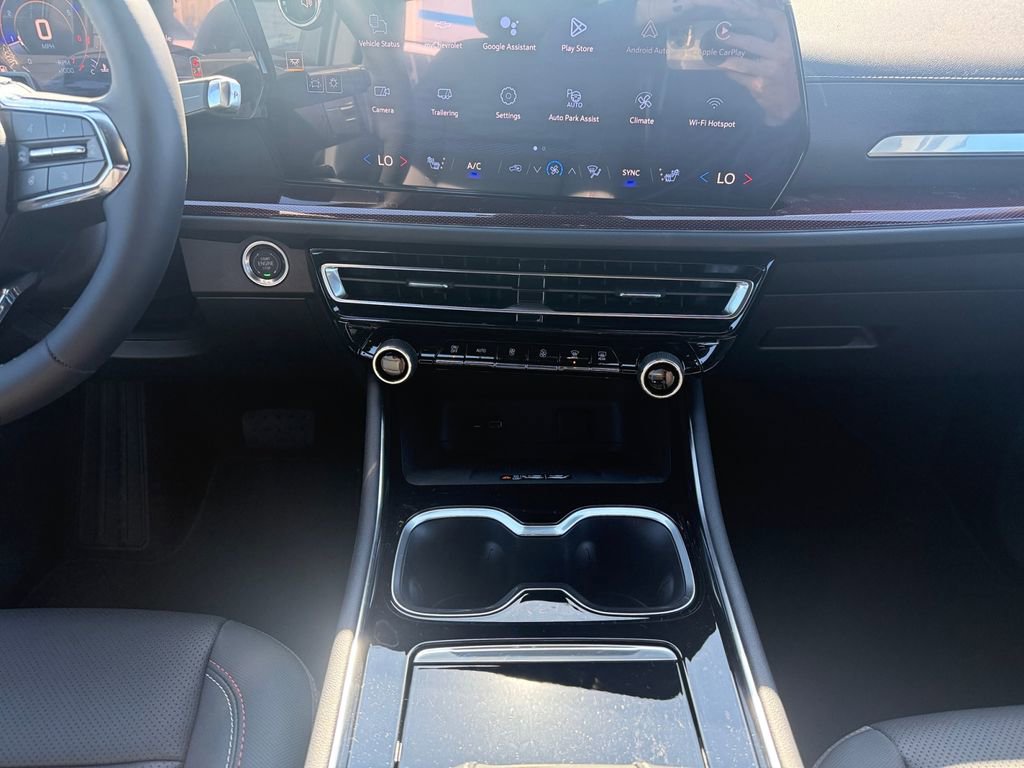 New 2026 Chevrolet Traverse Z71 w/ Enhanced Driving Package image 11