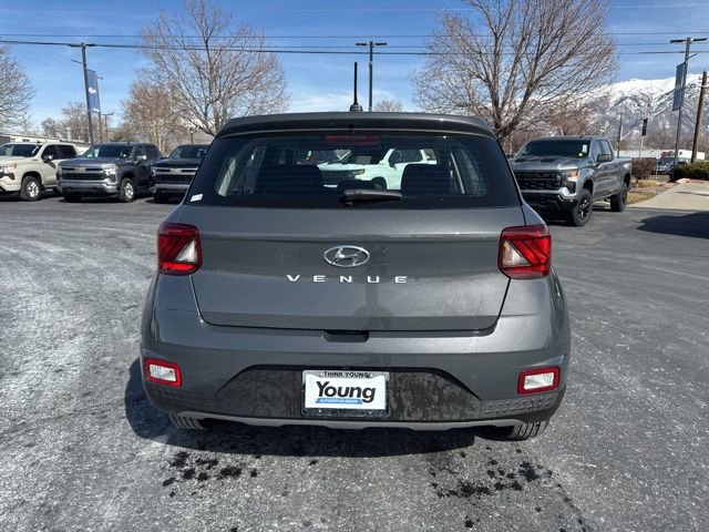 Used 2025 Hyundai Venue SE image 6