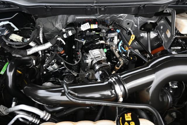 Used 2022 Ford F150 XLT w/ Equipment Group 302A High image 17