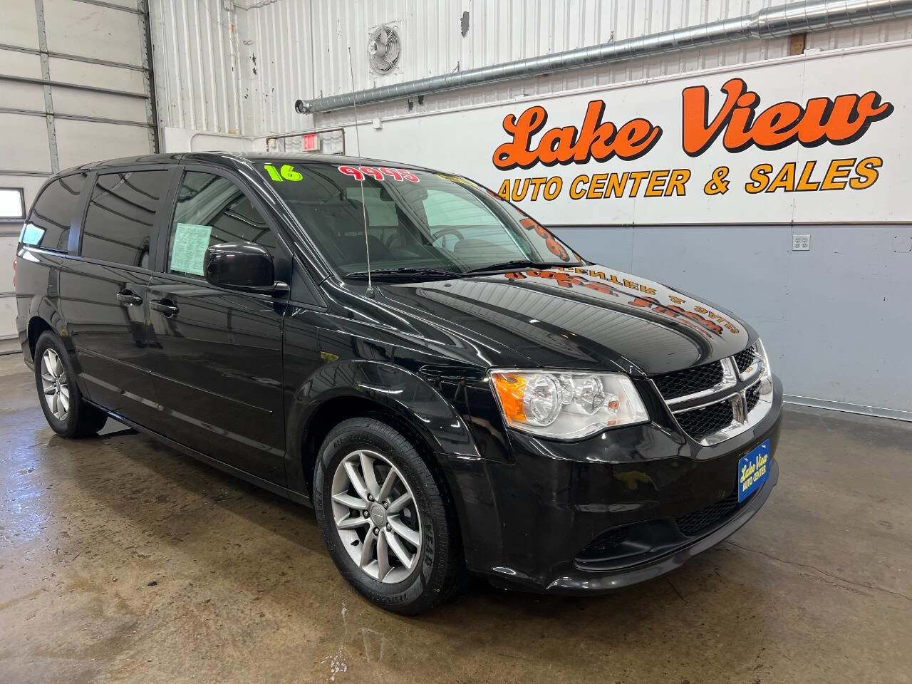 Used 2016 Dodge Grand Caravan SE