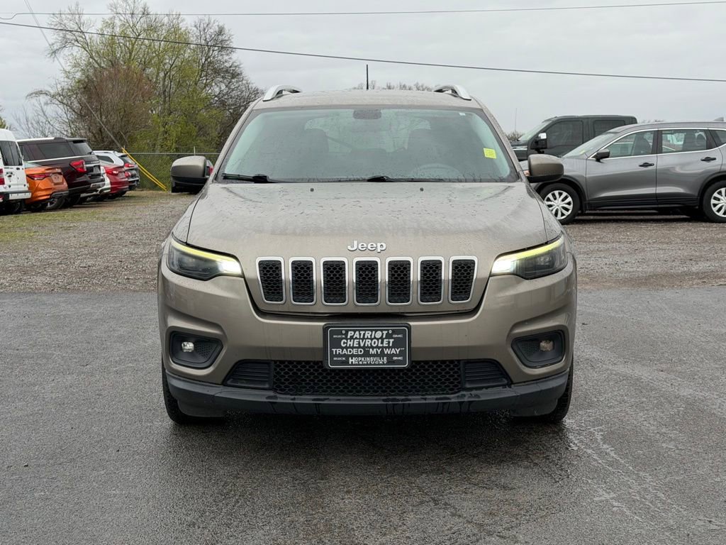 Used 2019 Jeep Cherokee Latitude w/ Popular Appearance Group image 10