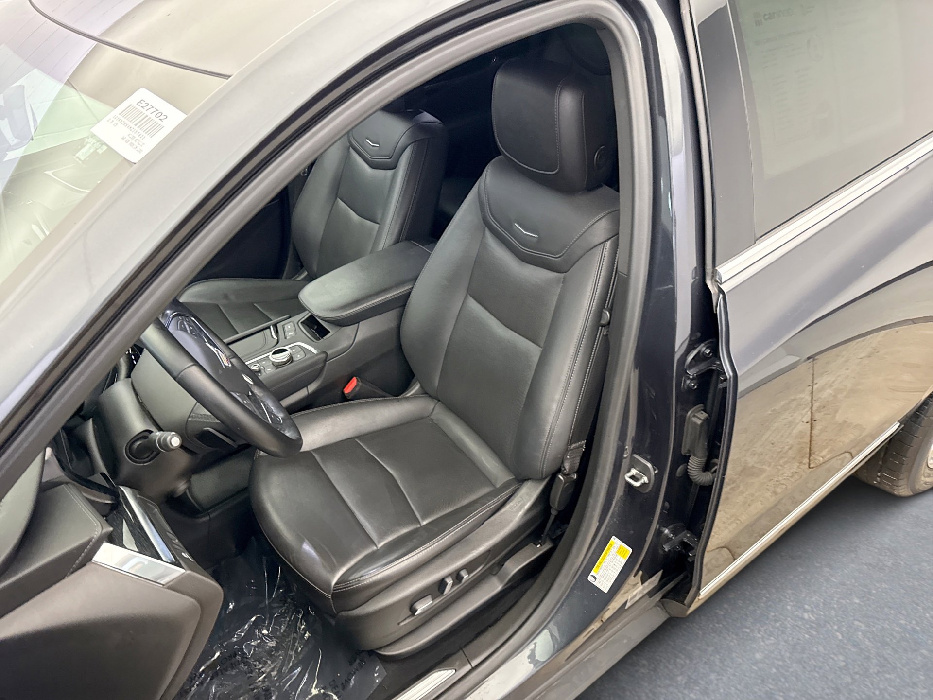 Used 2021 Cadillac XT5 Premium Luxury image 11