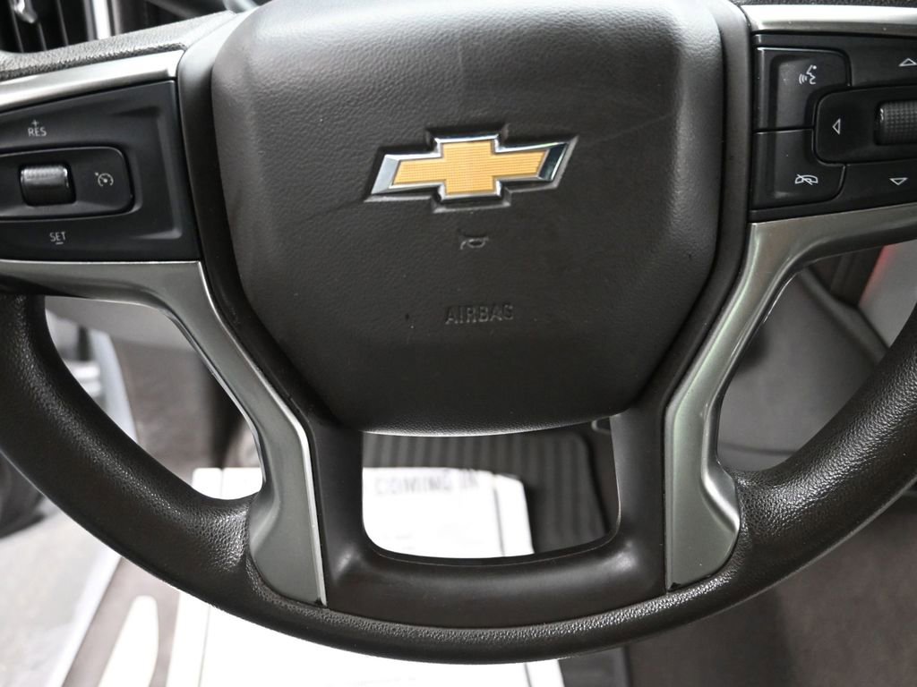 Used 2020 Chevrolet Silverado 1500 LT image 14