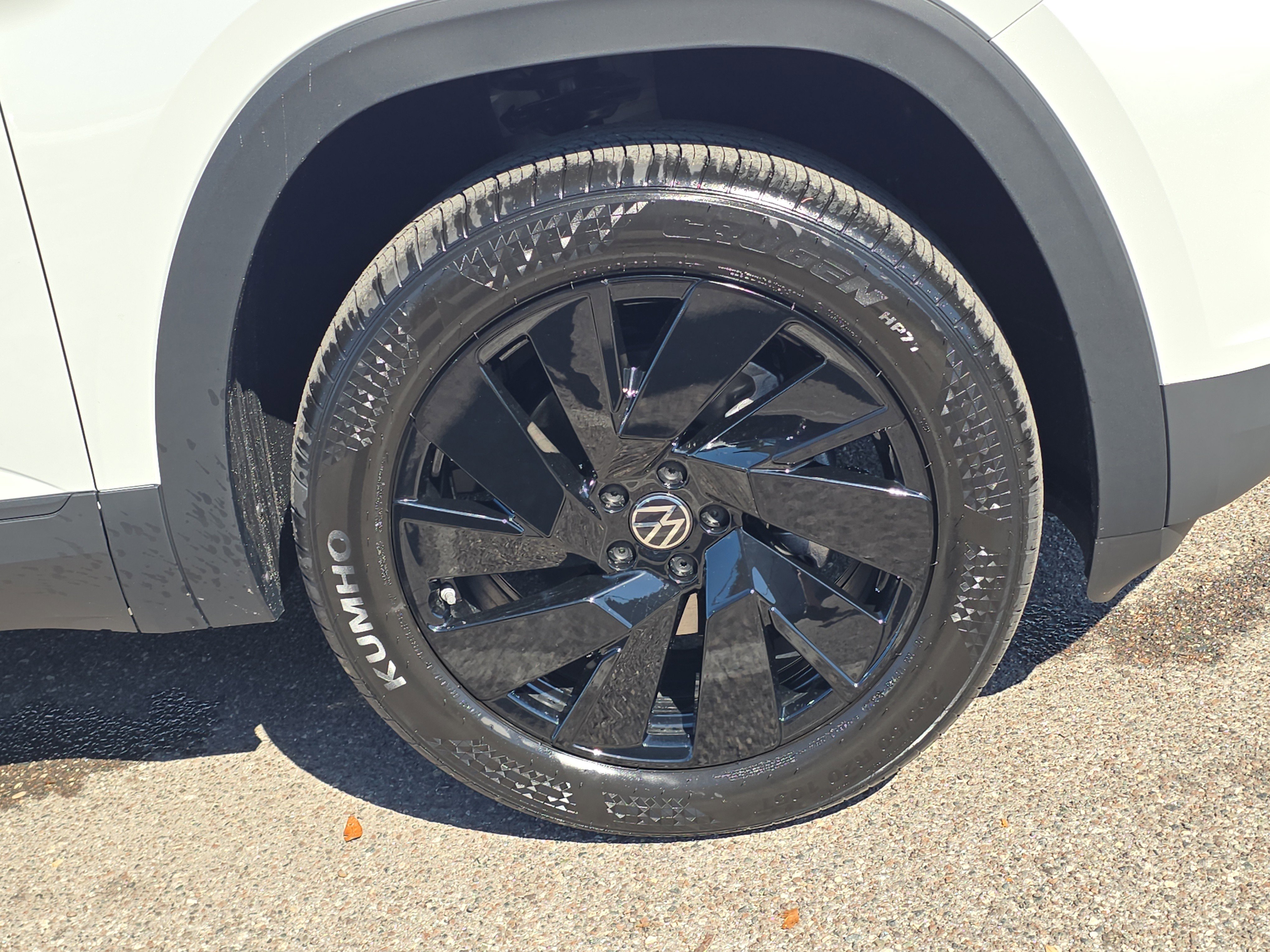 New 2026 Volkswagen Atlas SE image 34