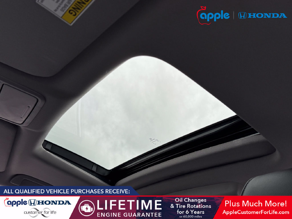 Used 2024 Honda Odyssey Touring image 18