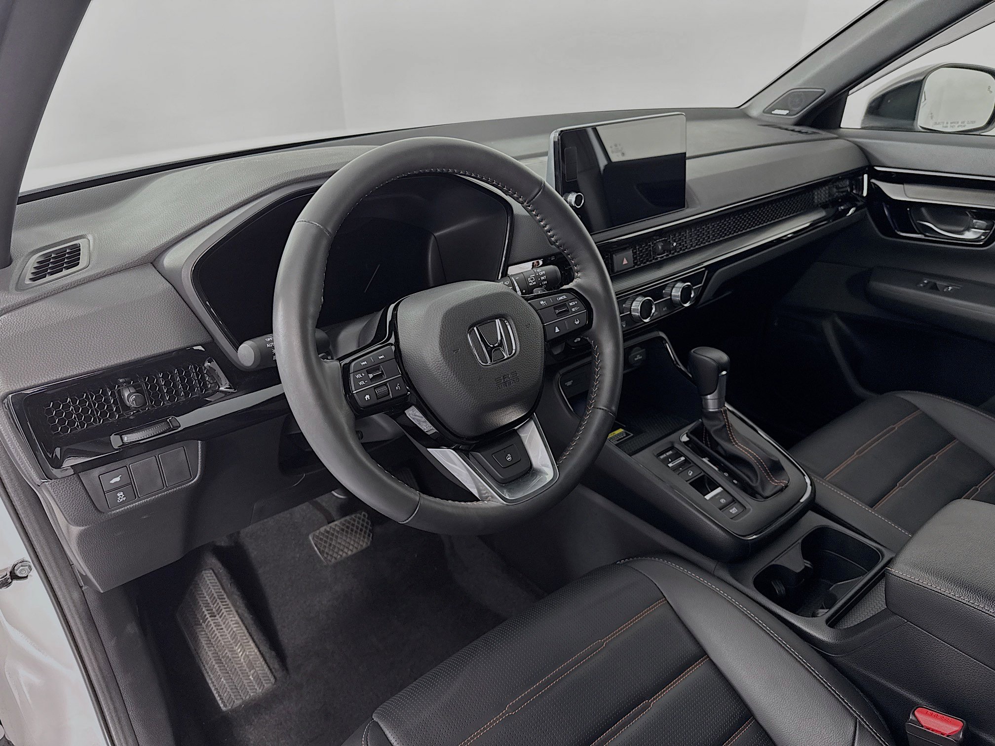 Used 2024 Honda CR-V Sport Touring image 9