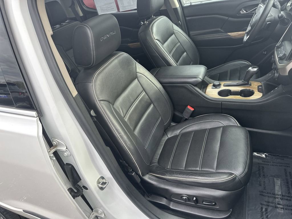 Used 2017 GMC Acadia Denali w/ Technology Package image 26