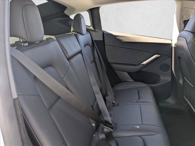 Used 2025 Tesla Model Y Performance AWD/4WD image 16