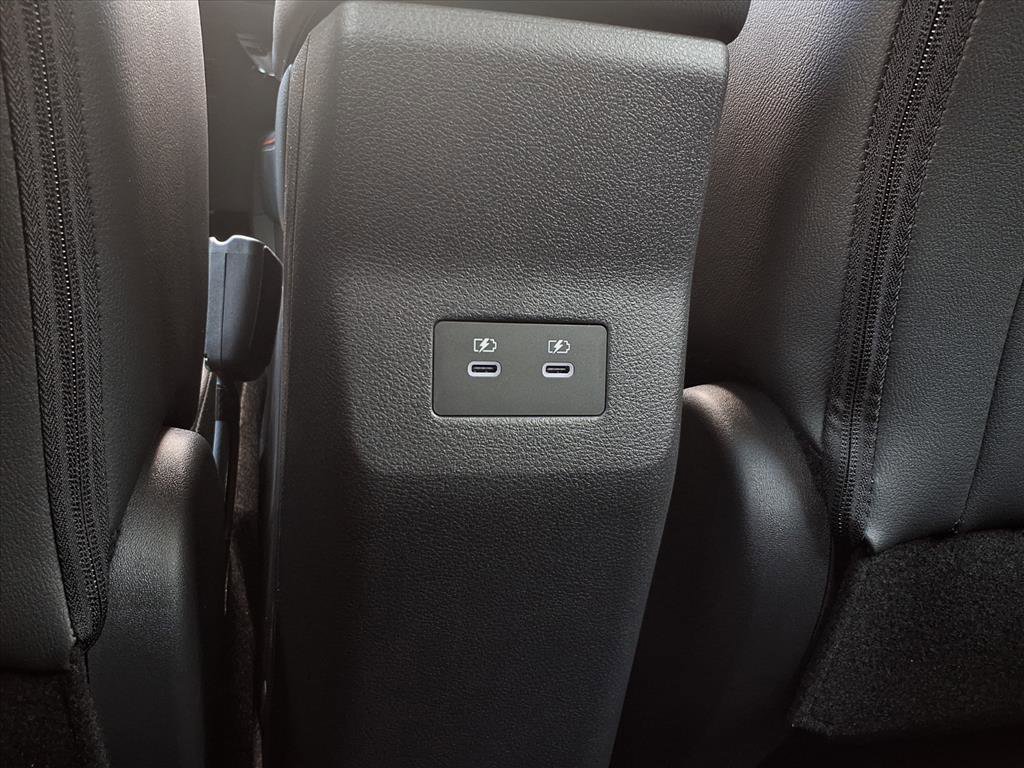 New 2026 Nissan Kicks SR FWD image 25