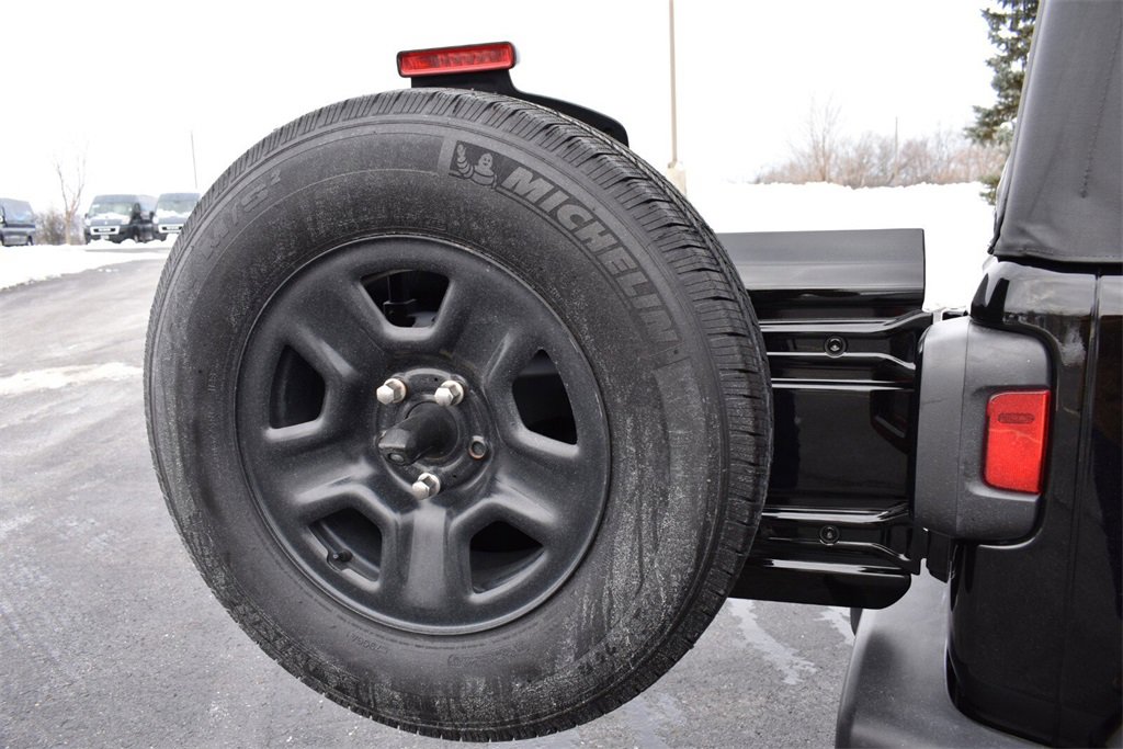 Used 2021 Jeep Wrangler Unlimited Sport image 33
